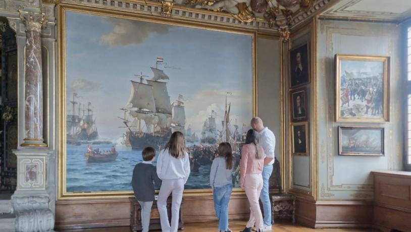 Frederiksborg Slot- Maleri med krigsskibe
