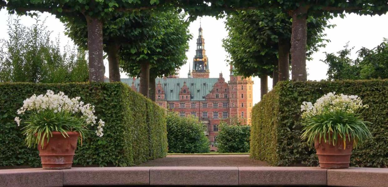 Schloss Frederiksborg und Schlossgarten