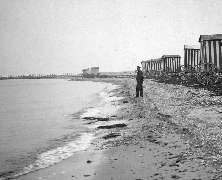 Badehuse ved Gilleleje i gamle dage